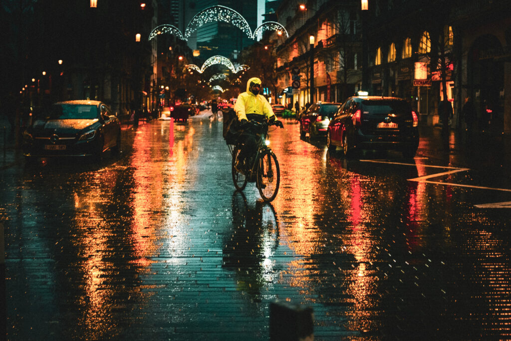 vélo sous la pluie